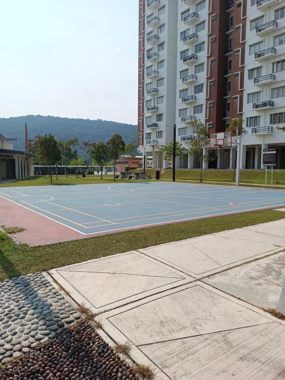 Nena Homestay Setia Alam, Air Conditioned, High Speed Internet Shah Alam Exterior foto